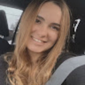 Meet your Posher, Celeste